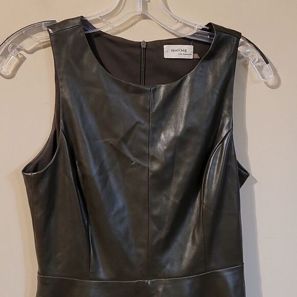 Rhyme dress XS  - Picture 3 of 7